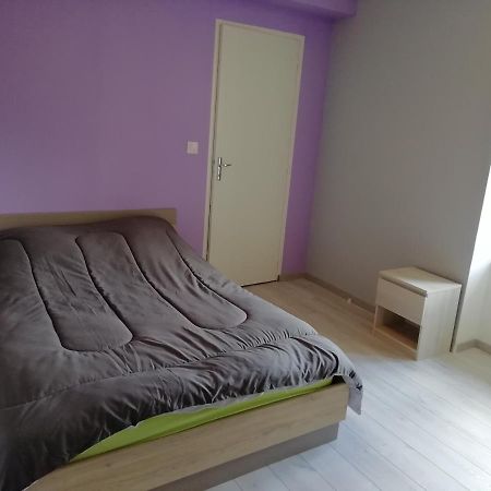Maison A La Campagne Au Coeur Du Cantal Dept 15 Marmanhac エクステリア 写真